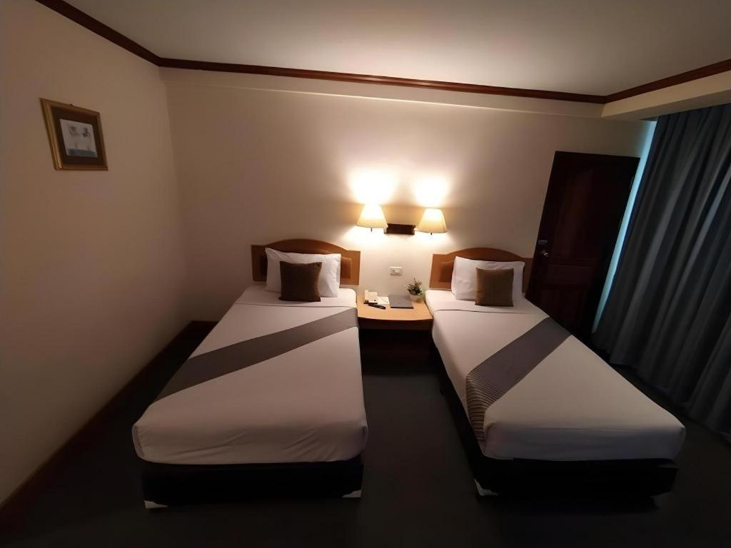Sing Golden Place Hotel Хат Яй Екстериор снимка