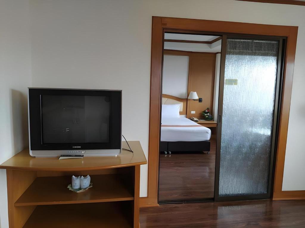 Sing Golden Place Hotel Хат Яй Екстериор снимка