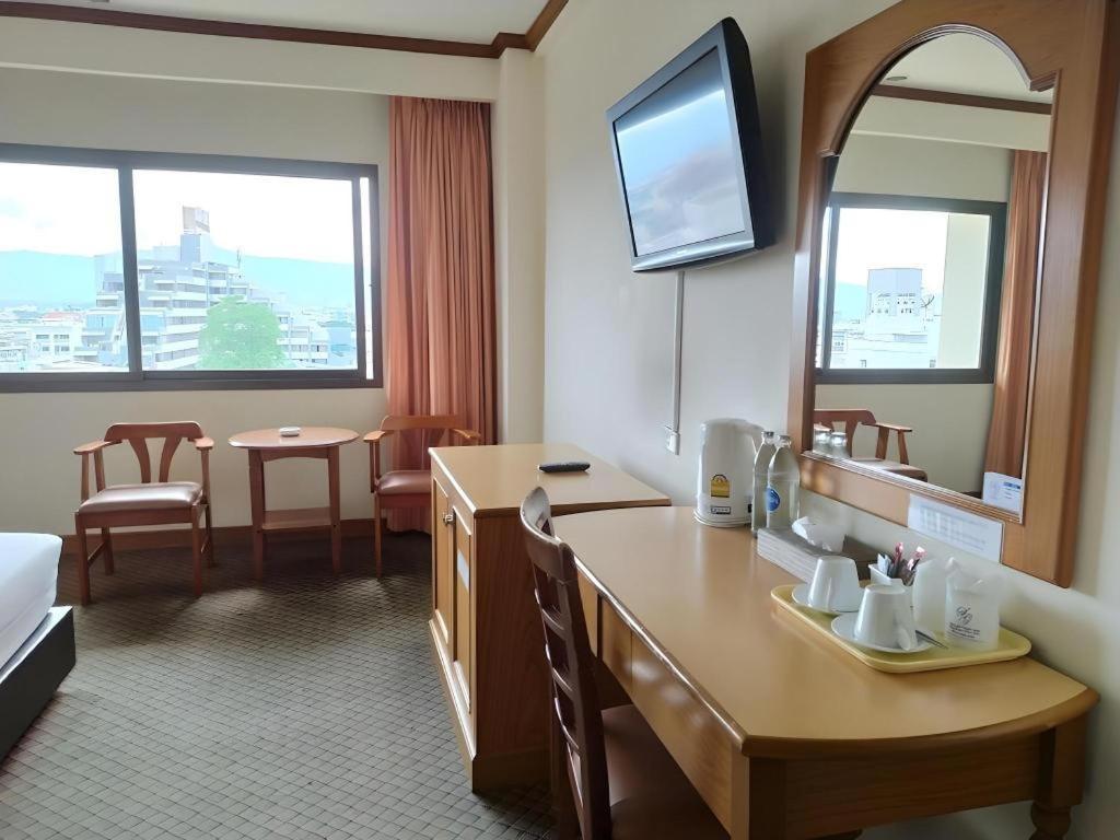 Sing Golden Place Hotel Хат Яй Екстериор снимка