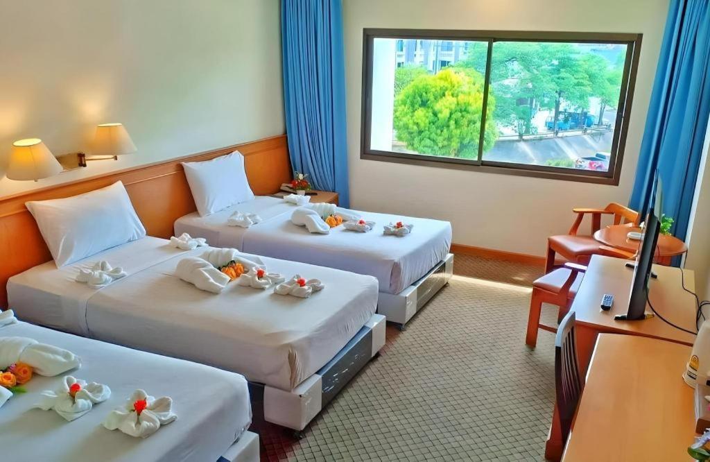 Sing Golden Place Hotel Хат Яй Екстериор снимка