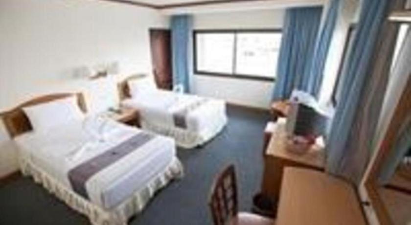 Sing Golden Place Hotel Хат Яй Екстериор снимка