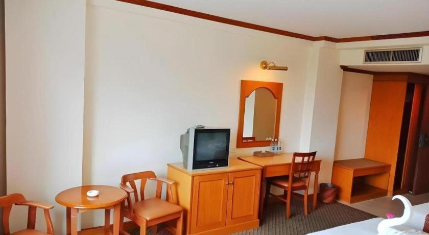 Sing Golden Place Hotel Хат Яй Екстериор снимка