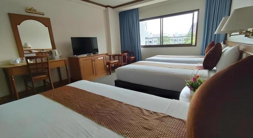 Sing Golden Place Hotel Хат Яй Екстериор снимка